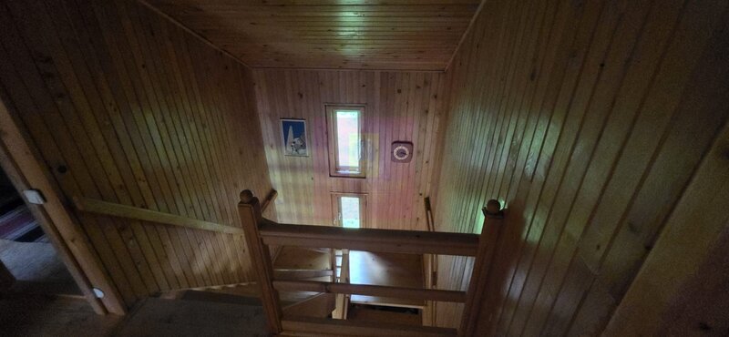 Cabana cu 5 camere de vanzare in Provita
