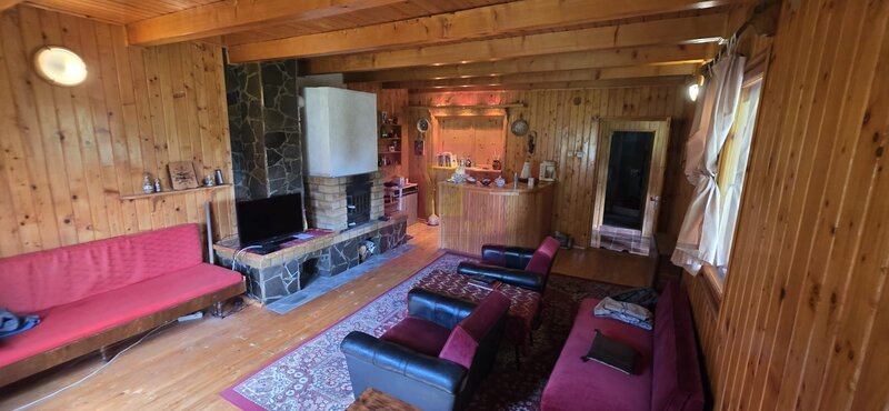 Cabana cu 5 camere de vanzare in Provita